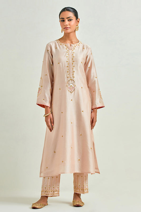 Pink Silk Chanderi Embroidered Sequins Round Scattered Floret Kurta Set