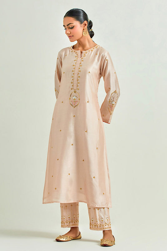 Pink Silk Chanderi Embroidered Sequins Round Scattered Floret Kurta Set