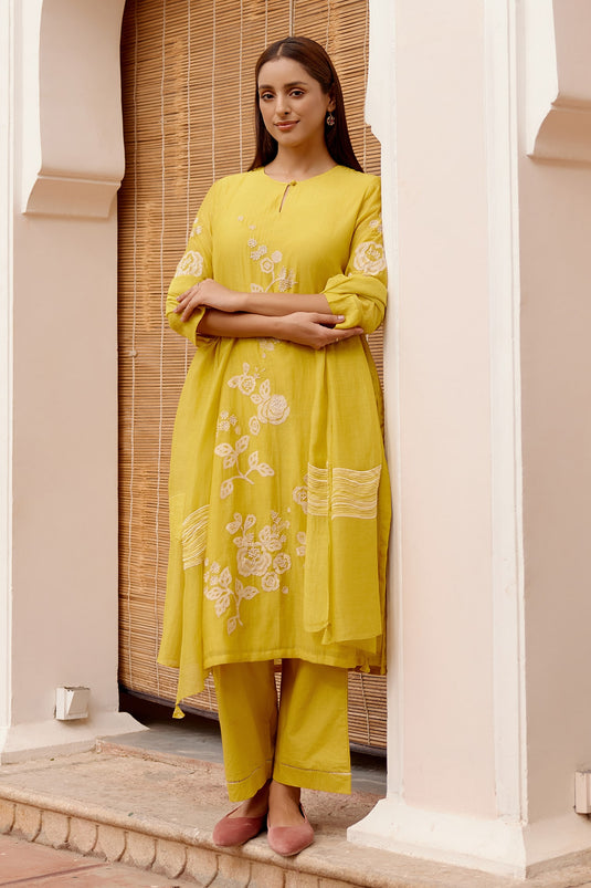 Yellow Muslin Cotton Embroidered Floral Applique Round Work Kurta Pant Set