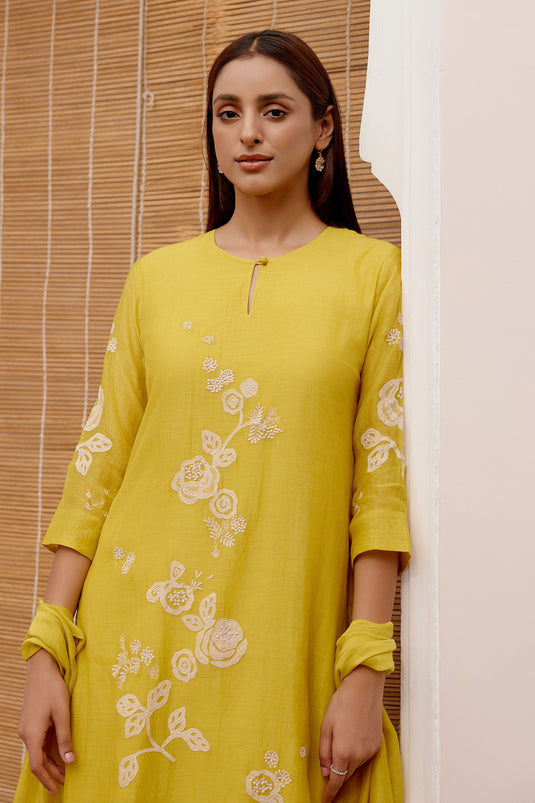 Yellow Muslin Cotton Embroidered Floral Applique Round Work Kurta Pant Set