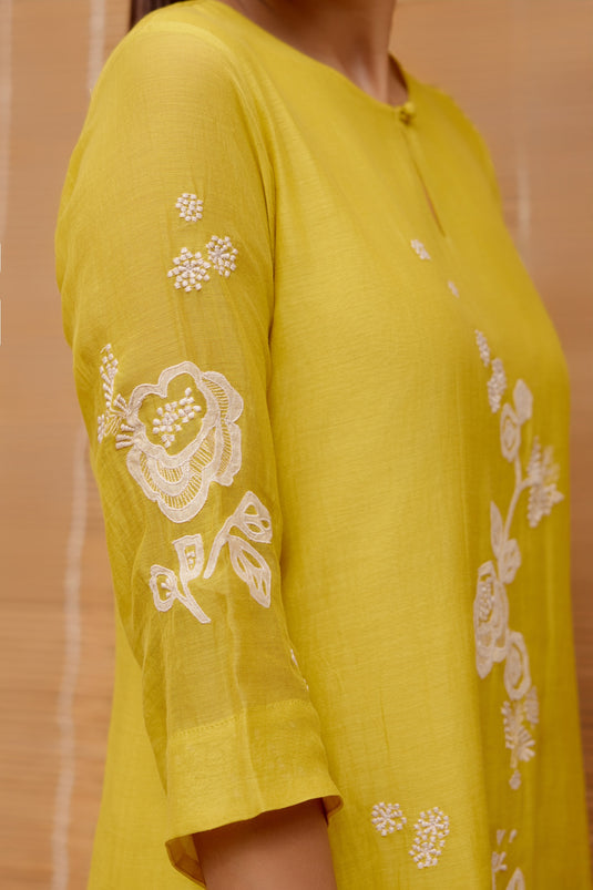 Yellow Muslin Cotton Embroidered Floral Applique Round Work Kurta Pant Set