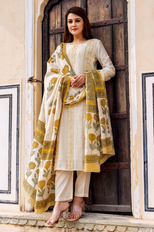 Yellow Cotton Printed Floral V Neck Pintuck Kurta Set