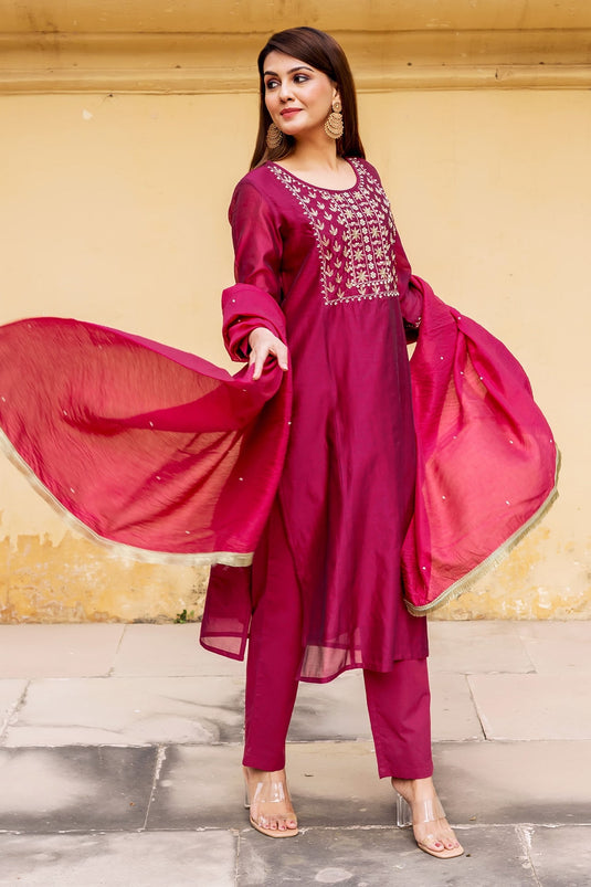 Pink Chanderi Embroidered Floral Round Kurta Set